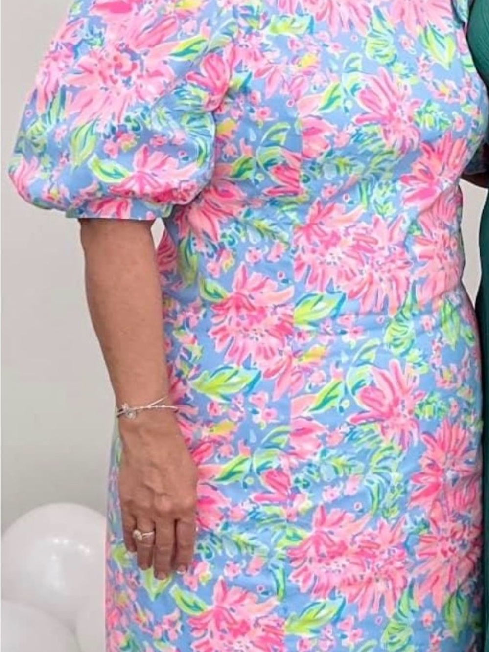 Lilly Pulitzer Pink Floral Puff-Sleeve Midi Dress on Blue